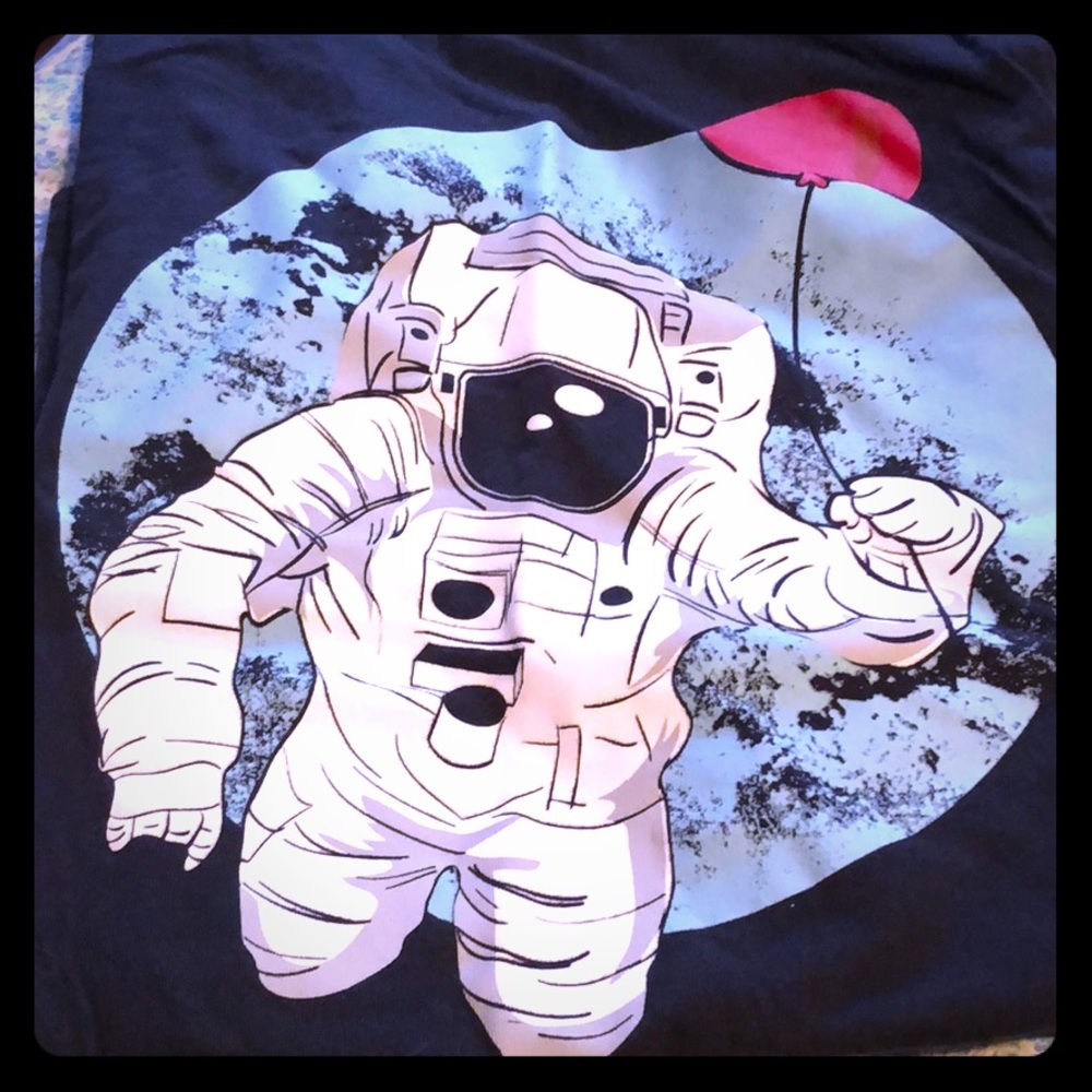 Graphics T